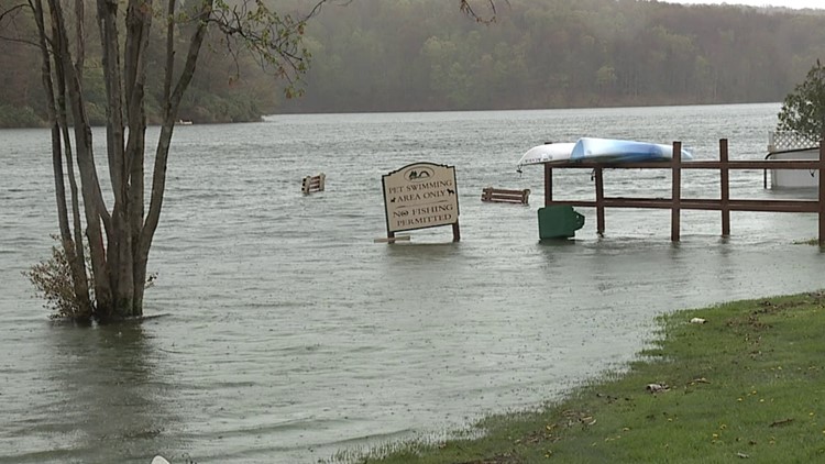 Rain floods campground in Wayne County