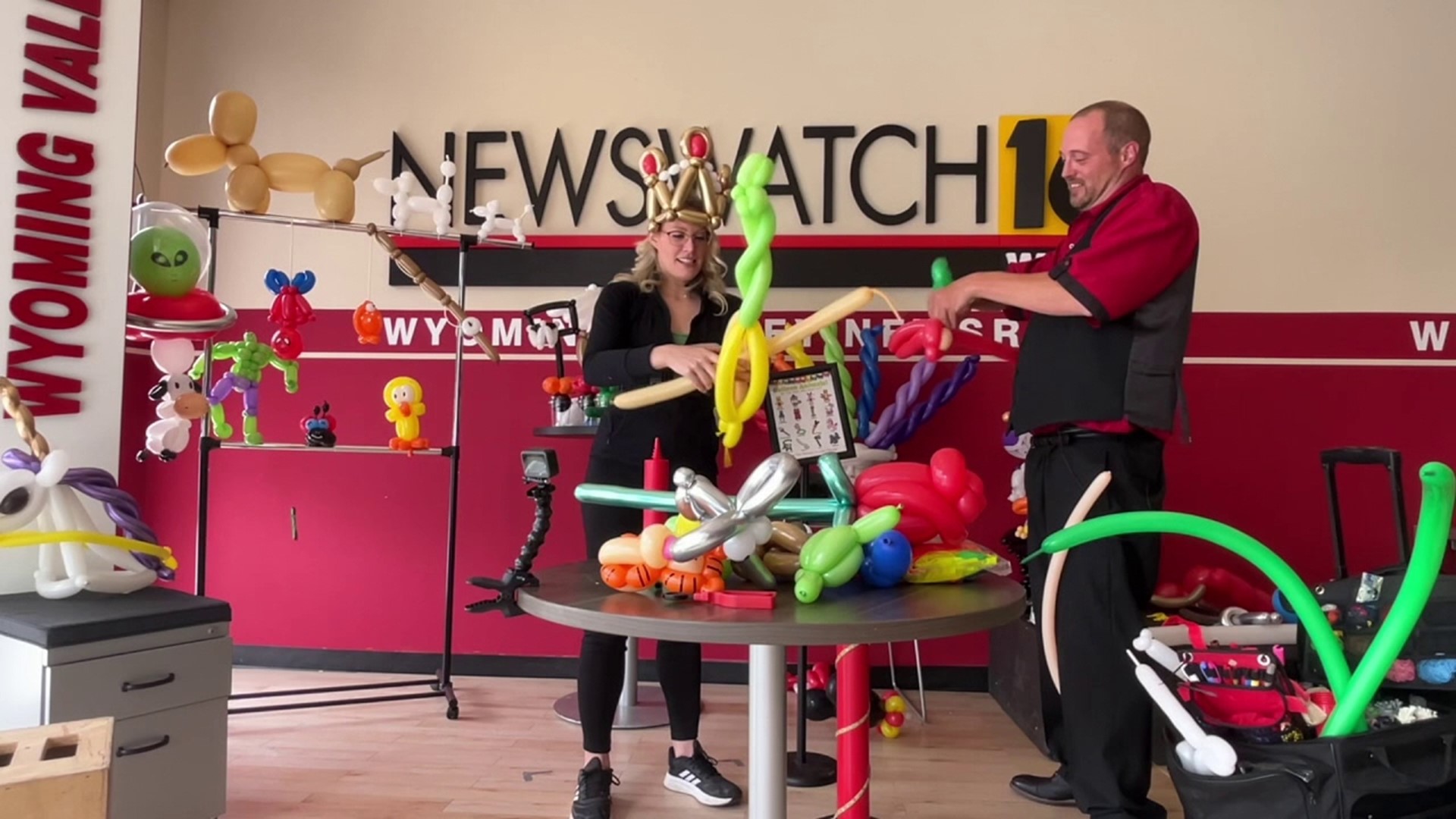 'That Balloon Guy' walks us through the basics of balloon tying, twisting, and animal creation!